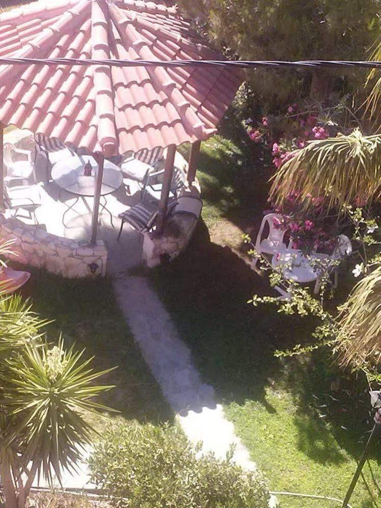 Yannis Pothoulakis Apartments Almirida Екстериор снимка