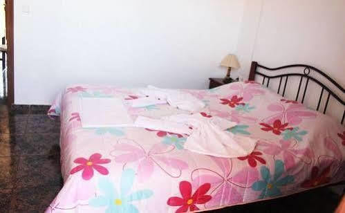 Yannis Pothoulakis Apartments Almirida Екстериор снимка